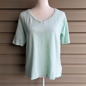 •Talbots• Mint Green Slubbed Short Sleeved Tee Shirt - Size Medium